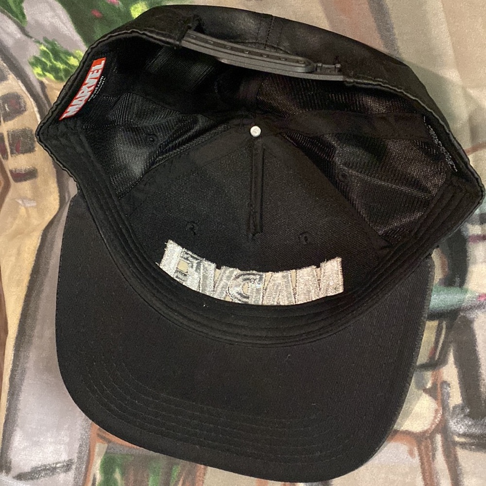 Marvel snap back hat - Picture 4 of 7